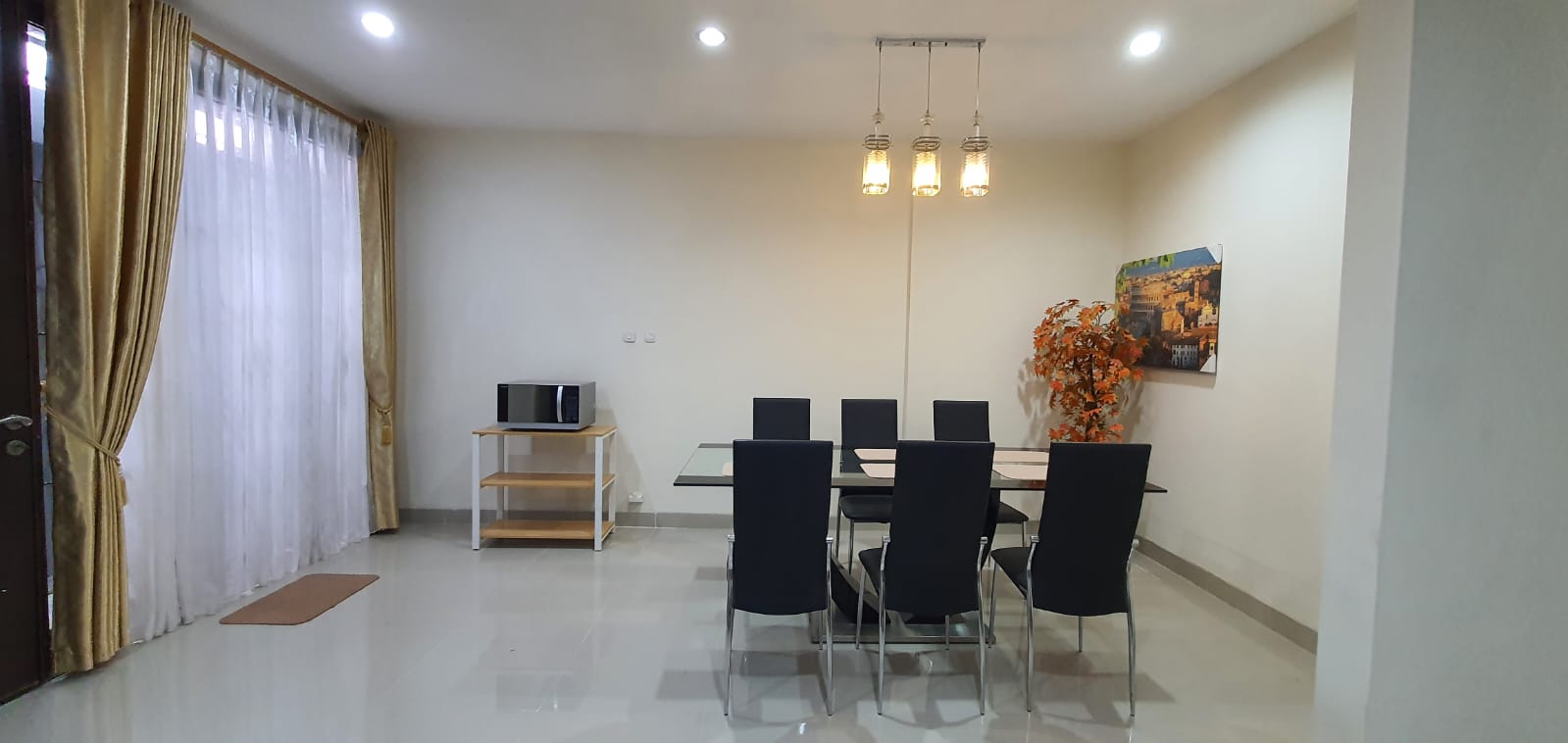 Rumah Disewakan Fully Furnished di Cluster Cosmo Lippo Cikarang